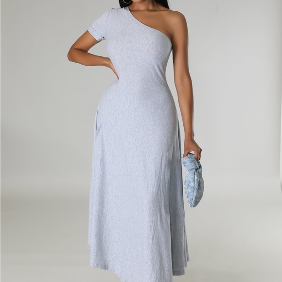 Mayah Dress - Picture 2 of 5